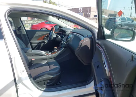 2013 Buick Lacrosse Premium 1 Group z USA, uszkodzony, nr VIN 1G4GF5E30DF288209